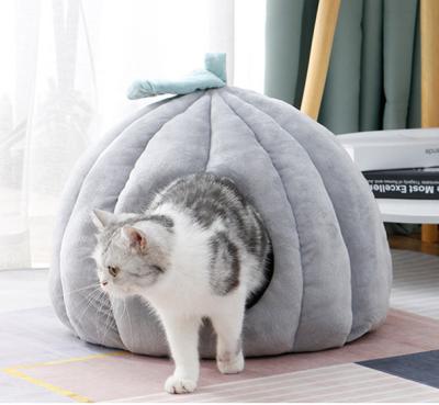 China Travel Amazon New Indoor Deep Sleep Pumpkin Form Removable Double Sided Protection Pet Cave for sale