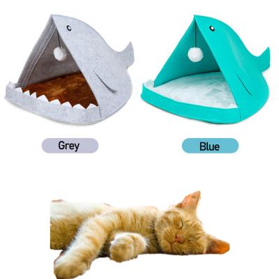 China Modern Design Modern Design Fish Shark Shape Pet Foldable Portable Breathable Cat Nest Cushion Puppy House Cute Bed With 2 Colors for sale