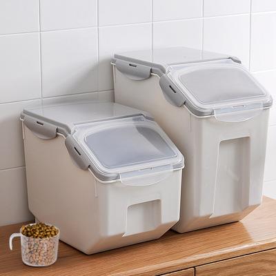 China Sustainable Moisture Proof Sealed Plastic Storage Wholesales Large Capacity Organizer Pet Food Container With Lid for sale