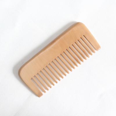 China Comfortable Best Selling Personalized Wooden Fishing Comb Hair Beard Comb for sale