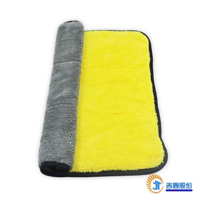 China Double Side Compressed Two Color Microfiber Towel 800gsm For Car Wash for sale