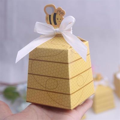 China China Manufacturer Craft Gift Packaging Recyclable Paper Bag With Handle Gifr Box for sale