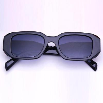 China Fashion Sunglasses Sell Latest Brand Designer Oversized 2022 New Fashion Trendy Women Sun Glass Shades Wholesale Sunglasses for sale