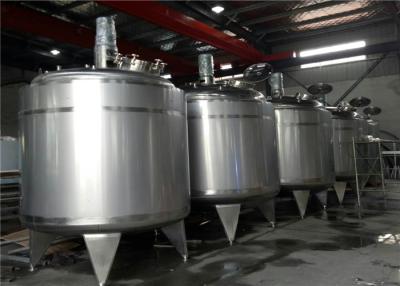 Cina serbatoi dell'acciaio inossidabile di 3000L 4000L 5000L per gli alimenti/prodotti lattier-caseario in vendita