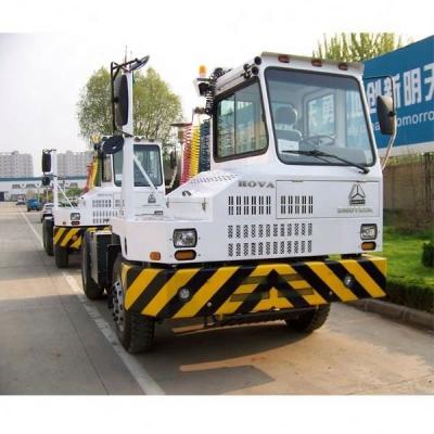 China Best price chinese 226hp 4x2 diesel sinotruck terminal tractor truck for port 5180x2495x3100mm for sale