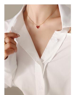 China Comfort Fit French Style PVD 18k Gold Plated Red Heart Clavicle Necklace For Girl Women for sale