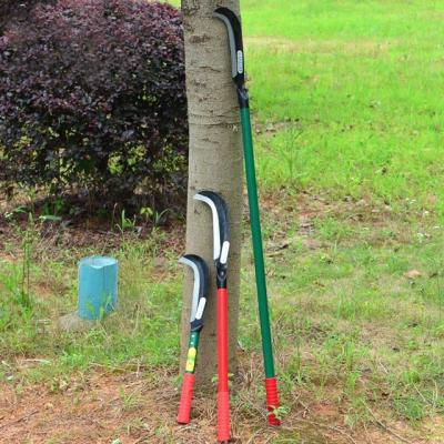 China Farm Sickle Handle Long Welded Steel Pipe Outdoor Garden Wood Cutting Agricultural Curved Head Sickle for sale