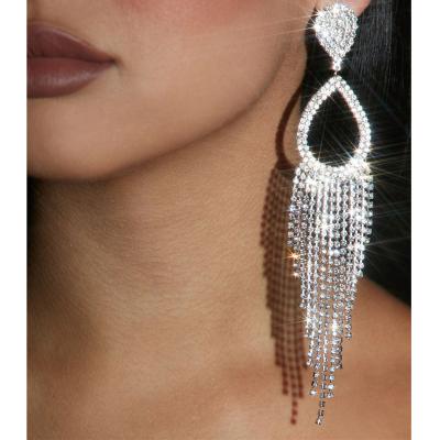 China Wholesale FASHIONABLE Bulk Modern Bridal Bohemian Wedding Earrings Crystal Rhinestone Drop Tassel Fringed Banquet Party Chandelier Earrings for sale