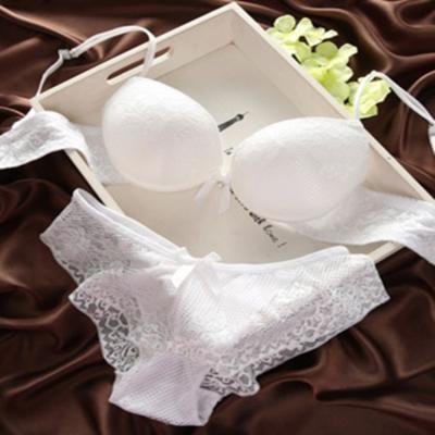 China Fashion Antibacterial Sexy Lace V Neck Thin Deep Raise The Bra Underwear Set Vintage Solid Color Bra Set for sale