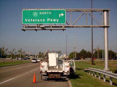 China Galvanized Steel Road Sign Posts Overhead Sign Structures for sale