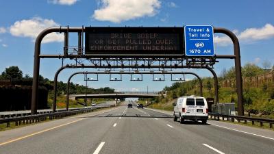 China La muestra de arriba de Monotube del palmo del palmo de arriba de acero del braguero estructura las carreteras de la ayuda en venta