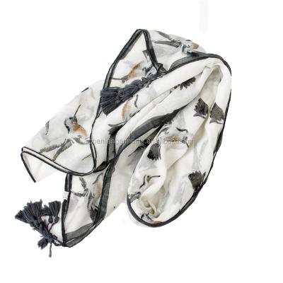 China Square Wholesale 2018 Newest Design Oversized Scarf Fashion Birds Print Animal Square Scarf for sale