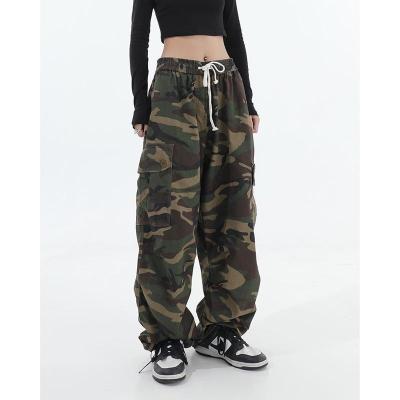 China Anti-wrinkle 2022 new high street hip hop retro straight leg breeches American camouflage jumpsuits for men and women for sale