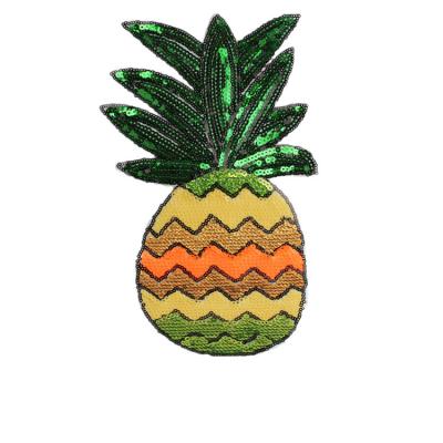 China Handmade Custom Sequin Patch Pineapple Patch Sticker for sale