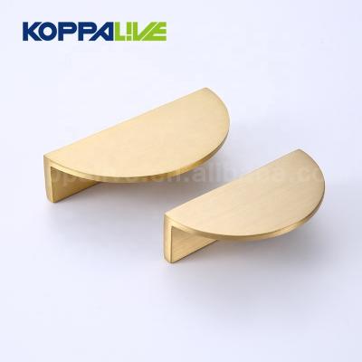 China Modern Half Moon Hardware Brass Furniture Sideboard Handle And Knobs For Bedroom Drawer Luxury Copper Pulls for sale