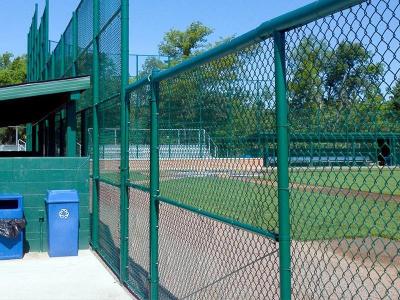 China Black PVC Coated Seattle chain link fence 50 Ft Durability 3-5mm Wire Diameter en venta