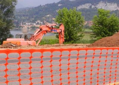 Κίνα Πορτοκαλής βαρέων καθηκόντων ανεμοφράχτης που πιάνει την περίφραξη πλέγματος ανεμοφραχτών 30m 50m προς πώληση