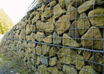 中国 Triple Twist Hexagonal Woven Mesh Fabric Gabion Baskets Simply Filled With Natural Stone For Channels 販売のため