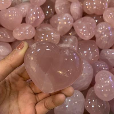 China High Quality Darker Shape China Rose Quartz Heart Crystal Heart for Decoration for sale