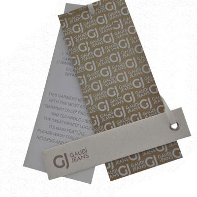 China Sustainable Printing Plastic Hang Tag For Clothing Accessories for sale