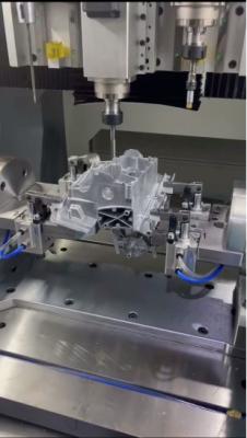 中国 工業用 自動金属 CNC 脱毛機 スピンドル速さ 1000 ~ 3000 Rpm 販売のため