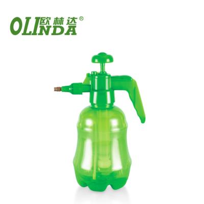 China Garden Plant Spray Pump Garden Agricultural Water Bottle Plastic 2 Liter Green Sprayer For Sale for sale