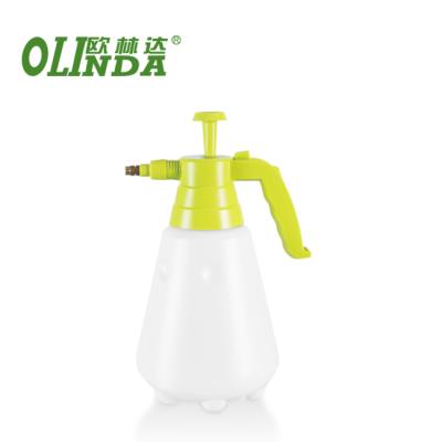 China High Quality Garden Spray 2L Plastic Bottle Portable Pressure Sprayer For Sale for sale