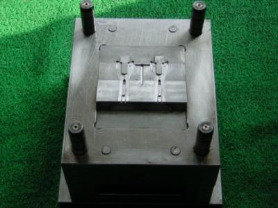 China Customize Carbon Auto Parts Mould Multi Cavity LKM Base For Car Parts for sale