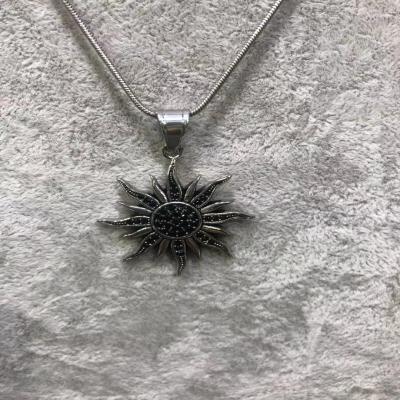 China CZ Jewelry Necklace Sunflower Circle Retro Stainless Steel Sun Face Pendants Gothic Sun Shape for sale