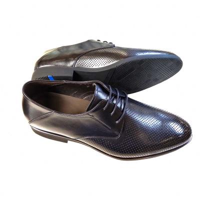 China Lightweight High-grade Men's Business Casual Wear Hollow Leather Hollow Shoes for sale