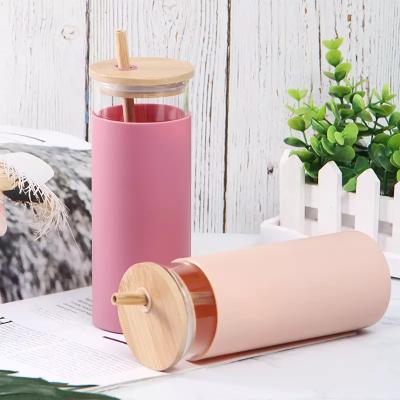 China Sustainable Glass Water Bottle Tumbler Bamboo Lid for sale