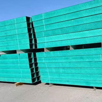 China Corrosion Resistant FRP Square Tube 180cm 185cm 190cm FRP Pultruded Column for sale