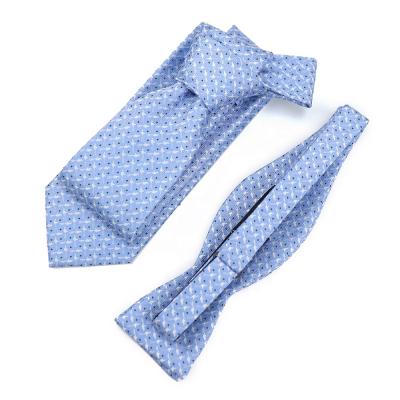 China 100% Handmade Manufacturer Light Blue Birds Animal Patterns Design Pure Silk Men Suit Tie And Bow Tie Set for sale