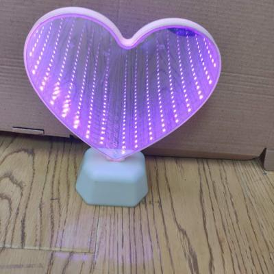 China Home Decoration Battery Infinity Mirror Lamp Heart Shape Tunnel Effect LED Night Light for sale