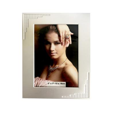 China Wholesale custom made environmental friendly picture frame Kingwin ODM/OEM 5x7 sliver sliver single table decorative wall aluminum frame for sale