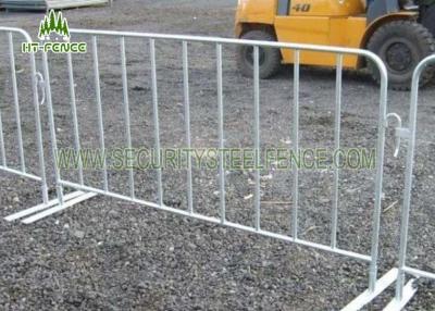 China 1.1m × 2.0m Iron Crowd Control Gates / Crowd Barrier Fencing For Road Pedestrian for sale