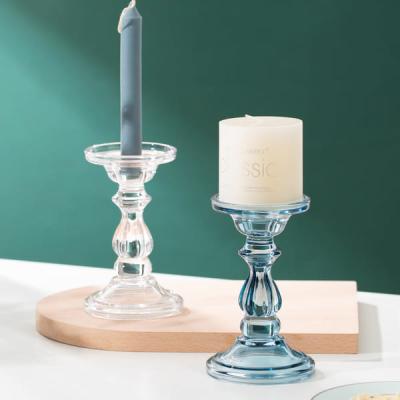 China Säulen-Verjüngung Crystal Glass Candlestick Holders Decorative bleifrei zu verkaufen