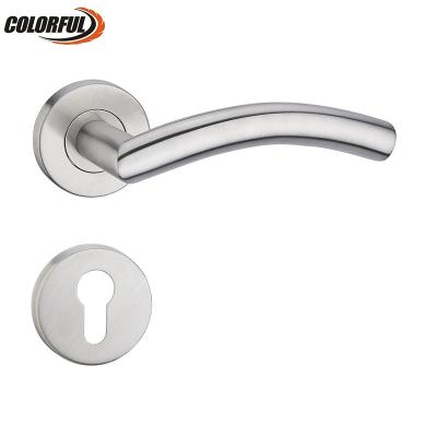 China Modern Classic Custom Stainless Steel Apartment Door Pull Handles With Roses for sale