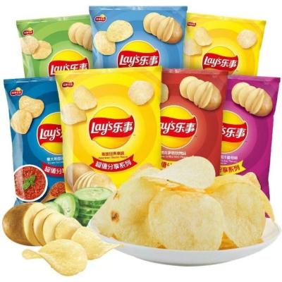 China Instant Spreads Potato Chips Snacks Tomato Flavor Cucumber Flavor Puffed Delicious Occasional Food 15g*120 Whole Case Food Packets for sale