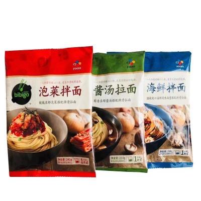 China Bibigo seafood flavor instant Korean special noodles, delicious soup, convenient instant noodles 233g*12 bags/carton wholesale for sale