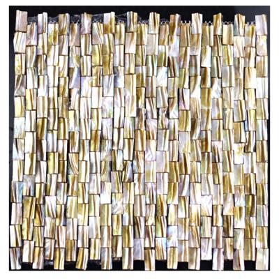 China Parquet Pearl Yellows / Gold Mosaic Slab , Nature Sea Shell Mosaic Te koop