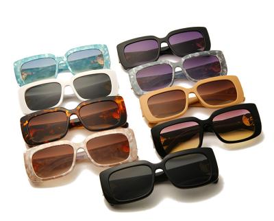 China Big Frame Glasses Sunglasses Internet Celebrity Retro Fashion Sunglasses Candy Color Gradient Sun Glasses for sale