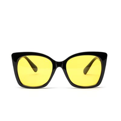 China Night Vision Glasses For Driving UV400 TAC/Nv Wholesale UV400 Sunglasses Durable Yellow Polarized Night Vision Lenses zu verkaufen