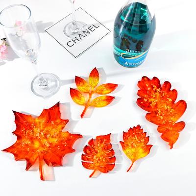 China Wholesale Christmas Border Series Mold Coaster Series DIY Mirror Europe Silicone Resin Maple Leaf Crystal Epoxy Mold for sale