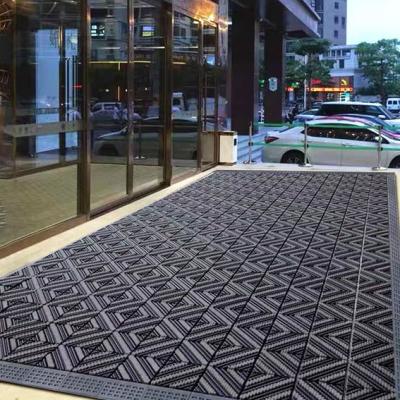 China Vinyl Brush Dust Removal Commercial Entrance Mats 150X150 Shop Entrance Door Mats for sale