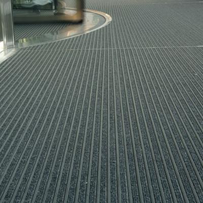 Chine Entrée en aluminium Mats Heavy Duty Outdoor Matting de 18MM pour le bâtiment commercial à vendre