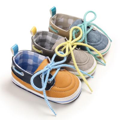 China 0-1 Year Old Baby Walker Baby Flat First Walking Shoes Wholesale Soft Baby Sports Shoes for sale