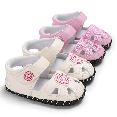 China Baby Toddler Breathable Shoes 0-1 Years Old Baby Sandals Soft Rubber Sole Breathable Cavity Newborn Shoes for sale