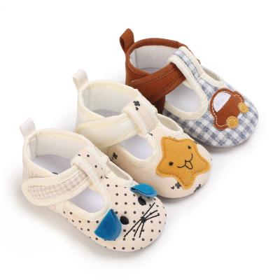 China Soft baby flat soled toddler casual shoes for boys and girls 0-1 years old cute cartoon baby shoes for sale