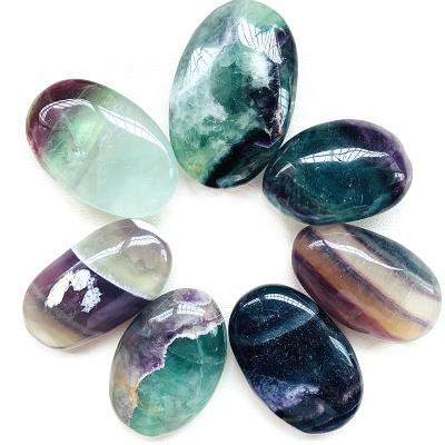 China Europe Wholesale Price Lucky Natural Healing Energy Fluorite Quartz Crystal Palms for sale